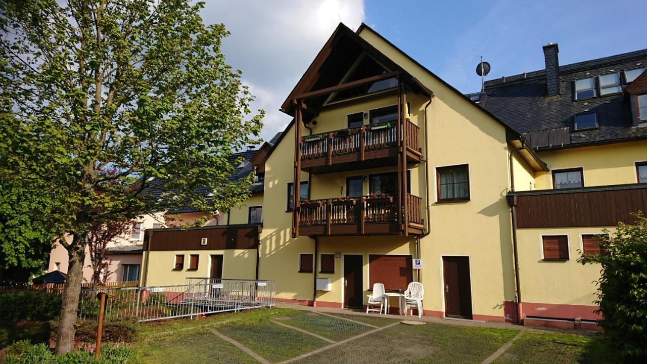 Korn Mit Tiefgarage Und Skiraum Oberwiesenthal